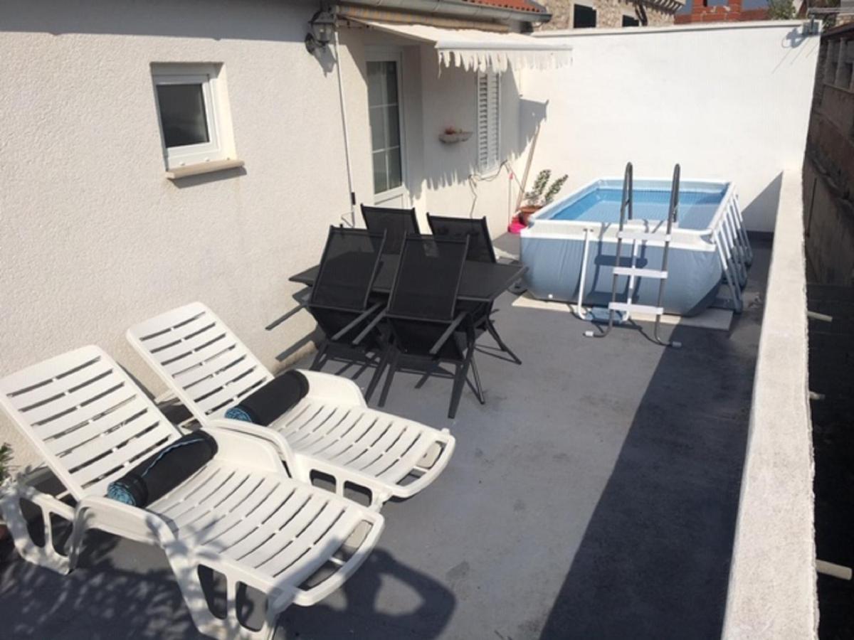 Apartment Glavica Supetar Kültér fotó